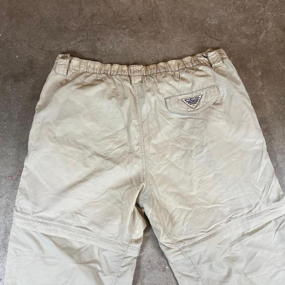 Vintage Columbia cargo pants with zip off shorts - Picture 4 of 7